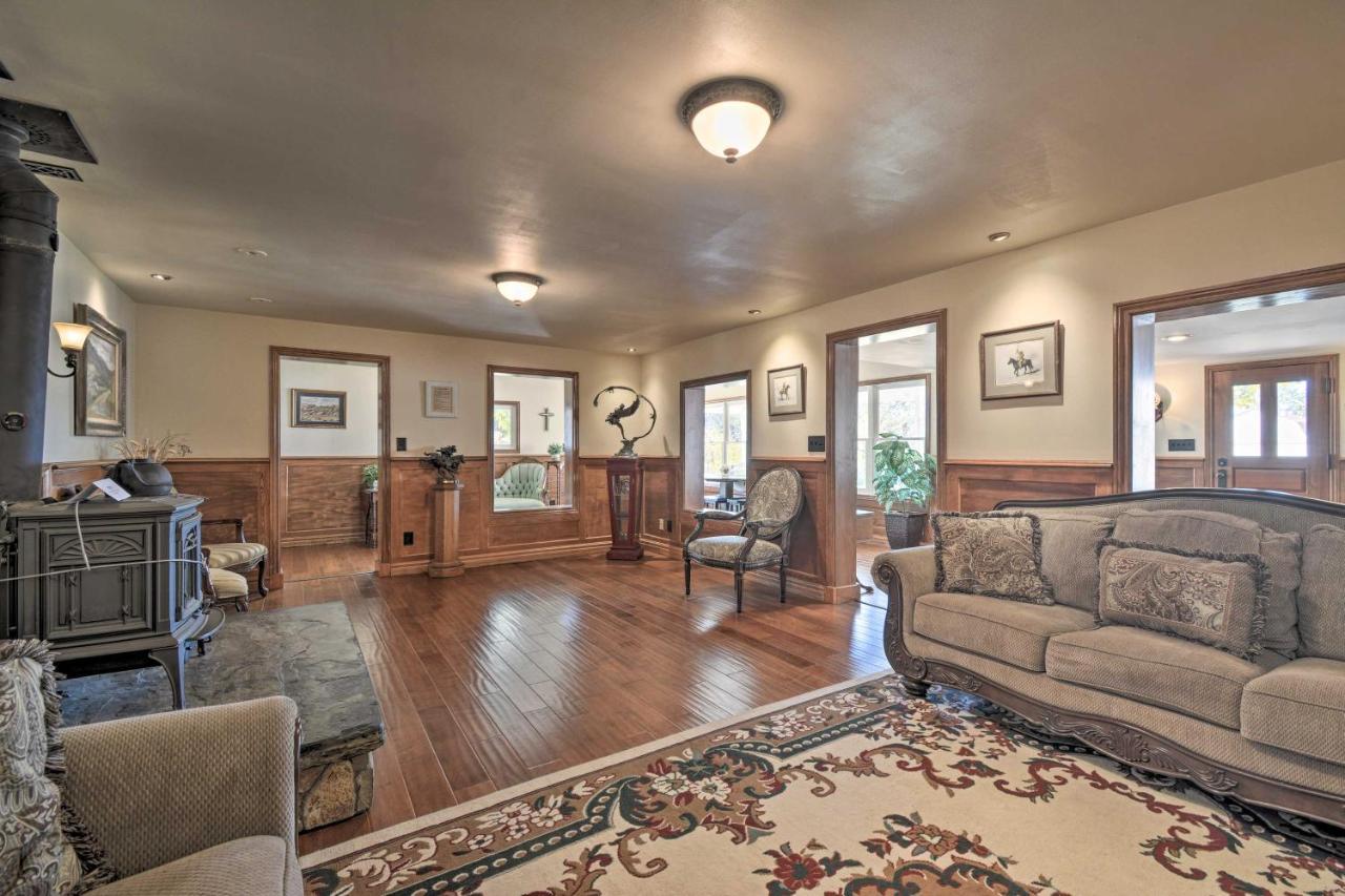 Historic Mariposa Stagecoach Stop With Gas Fire Pit! Esterno foto